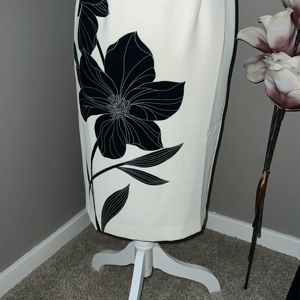 NWT ✨Ann Taylor White Midi Dress with Black Floral Motif Size 00 Petite - Picture 2 of 7